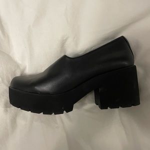 L’intervalle black chunky platform loafers/shoes